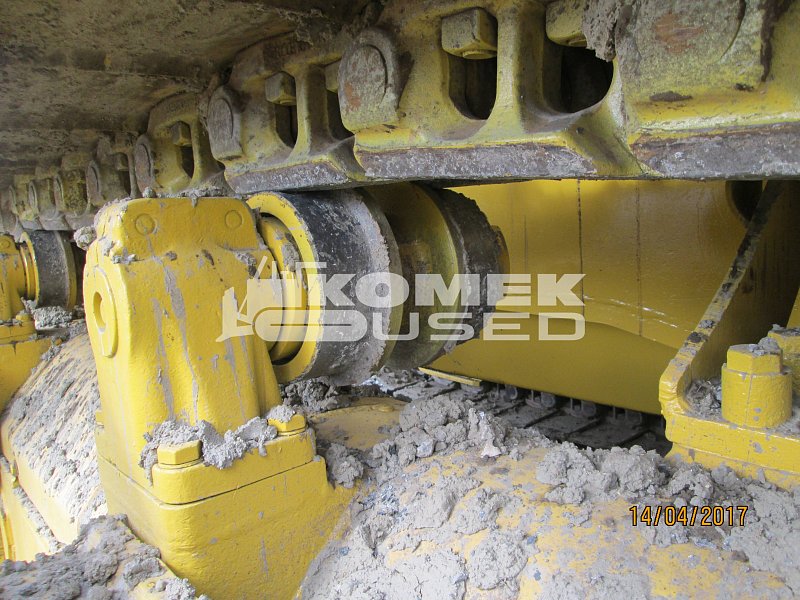 Трубоукладчик  Komatsu D355C-3